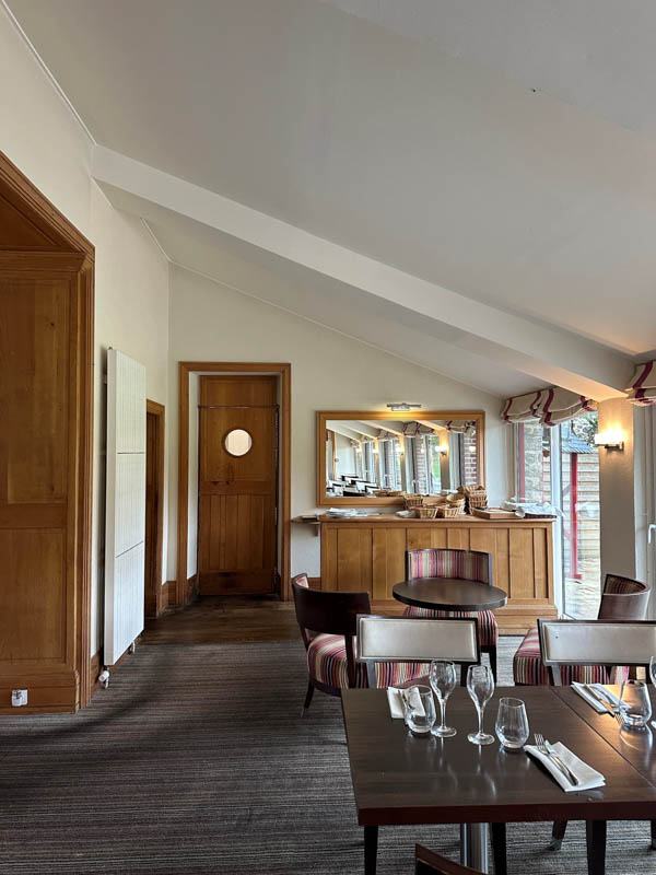 Le club house, Domaine de la Bretesche avant l'intervention d'ID Plume, 5