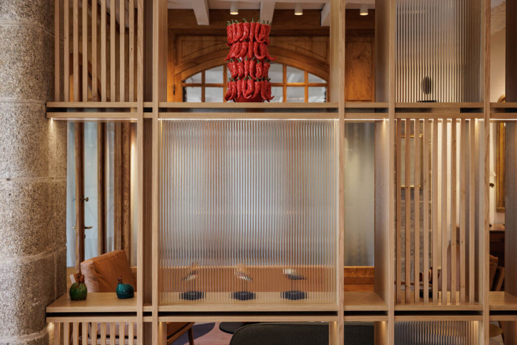 Domaine de la Bretesche, Le hall par ID Plume, 1