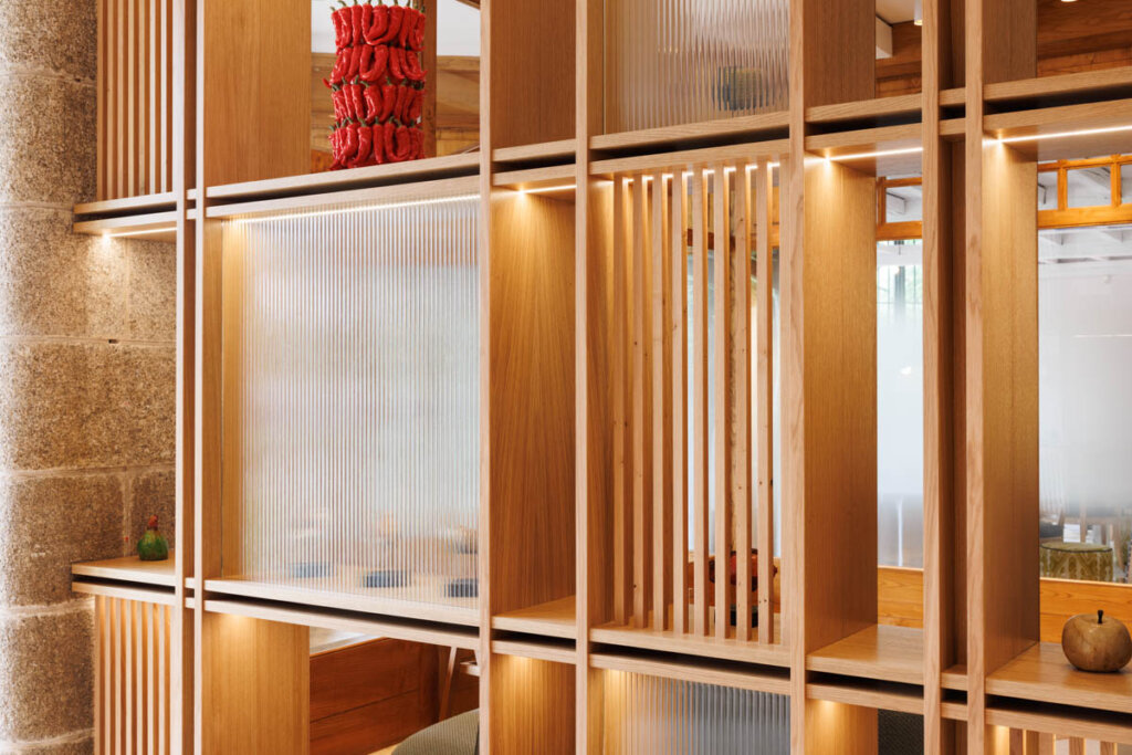 Domaine de la Bretesche, Le hall par ID Plume, 11